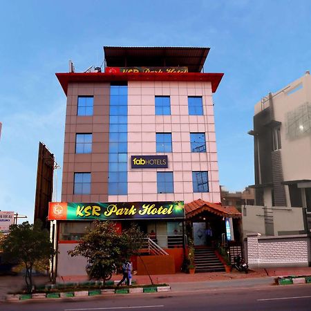 Ksr Park Hotel Hyderabad Eksteriør billede