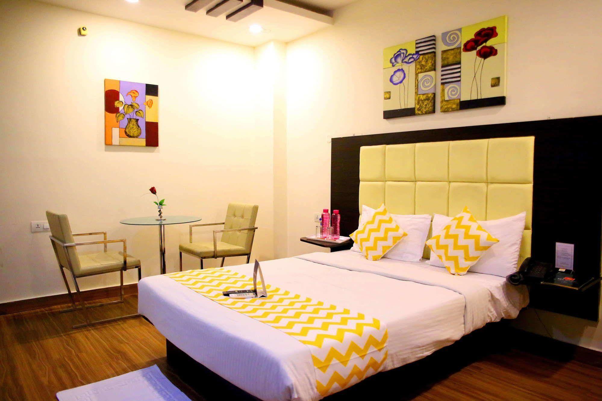 Ksr Park Hotel Hyderabad Eksteriør billede