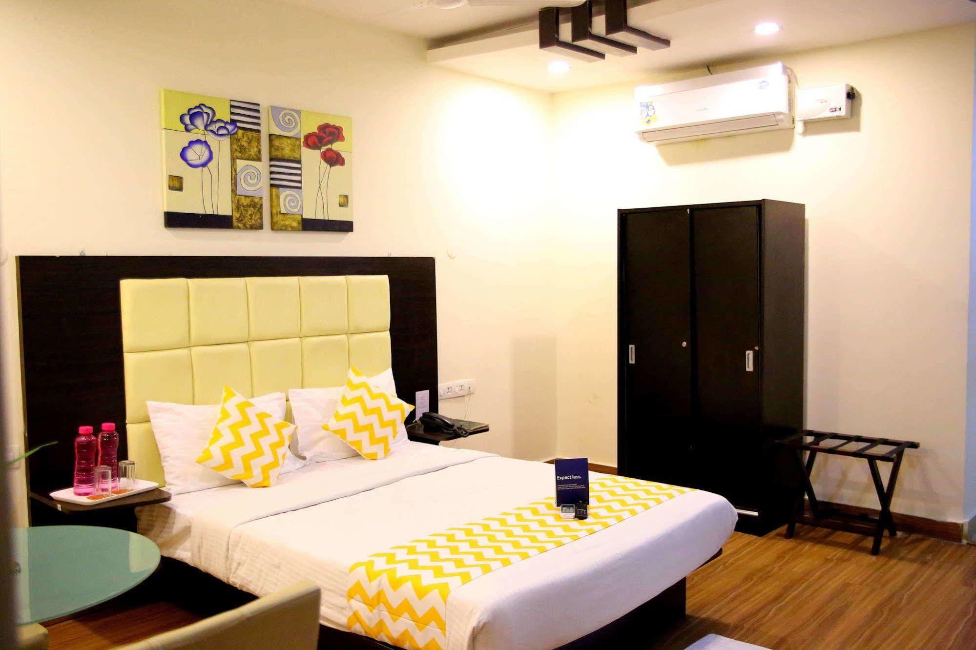 Ksr Park Hotel Hyderabad Eksteriør billede